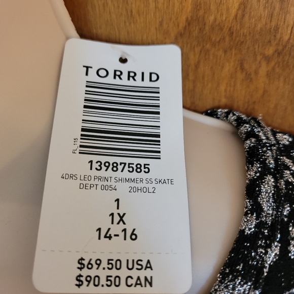 NWT Torrid 1 Black Silver Knee Length, With Pockets Dress, Ret. $69.50, XL 14-16 - Picture 2 of 4